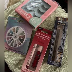 Makeup and Beauty Set with Lip Contour Kit and Brow Pencil